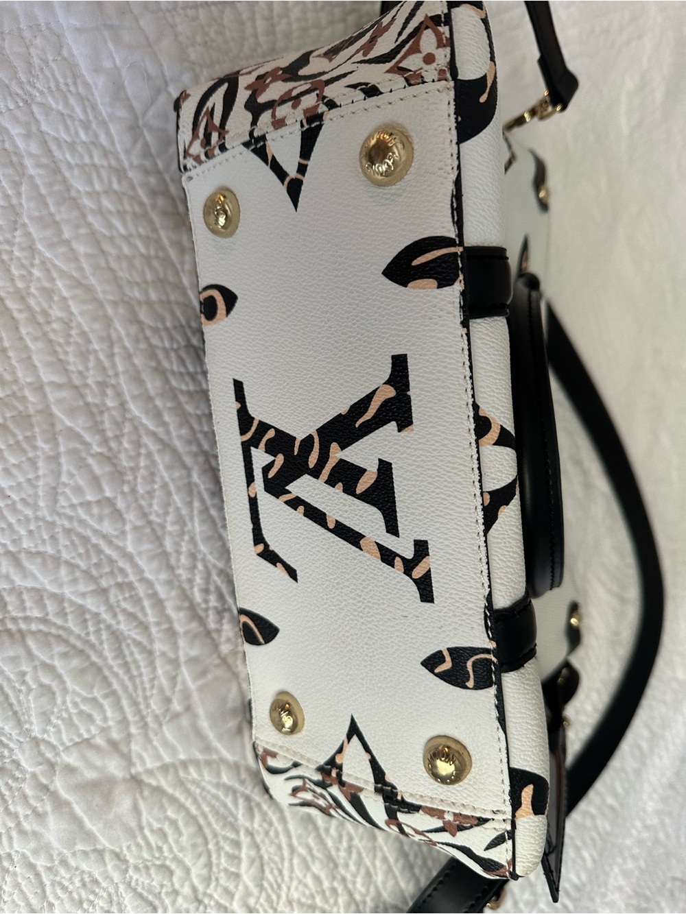 Louis Vuitton DUPE White & Black Monogram Mini Speedy Bag - Picture 6 of 6